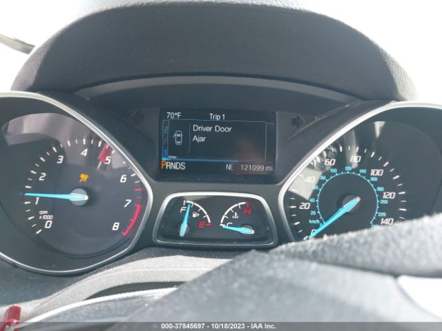 1FMCU9GX1GUA25223 Ford ESCAPE SE