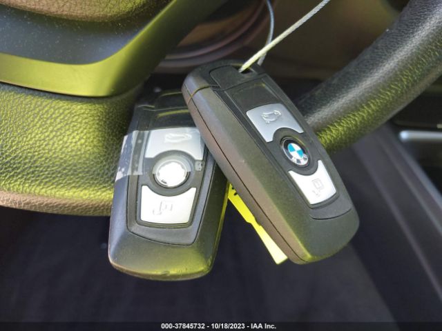 WBA3B1C52EP678586 BMW 3 Series 320i
