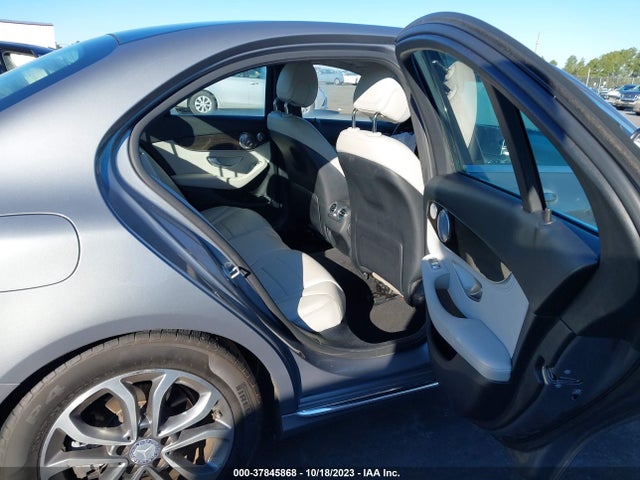 55SWF4JB3GU127741 Mercedes-Benz C-class C 300