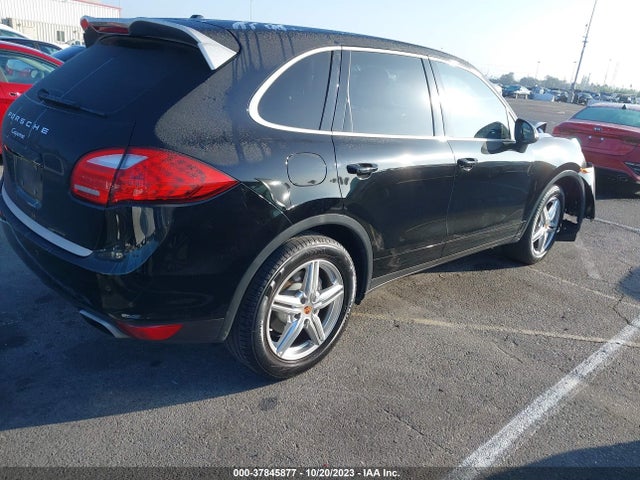 2014 PORSCHE CAYENNE WP1AA2A24ELA08488 Photo 3