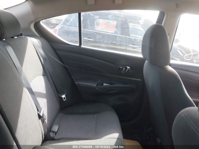 3N1CN7APXJL810472 Nissan Versa Sedan Sv