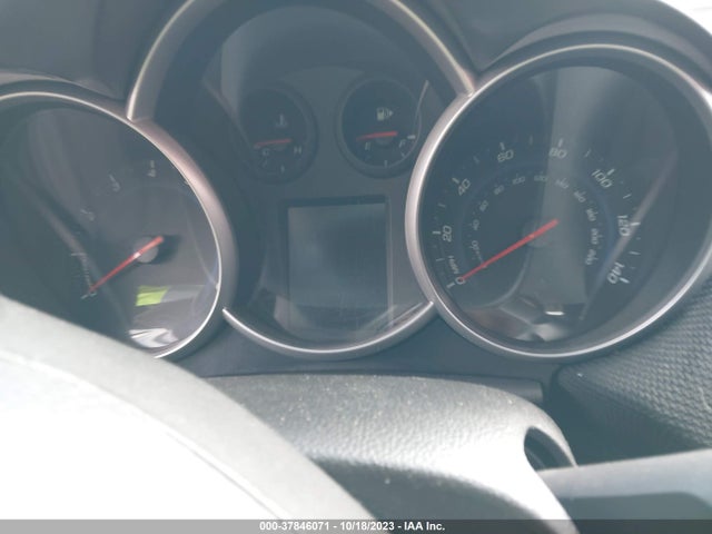 Chevrolet Cruze 1lt 2014 1G1PC5SB1E7258049 Image 7