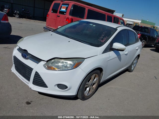 Ford FOCUS SE 2014 1FADP3F26EL229527 Image 2