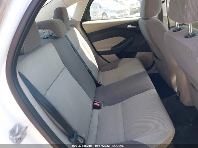 Ford FOCUS SE 2014 1FADP3F26EL229527 Image 8