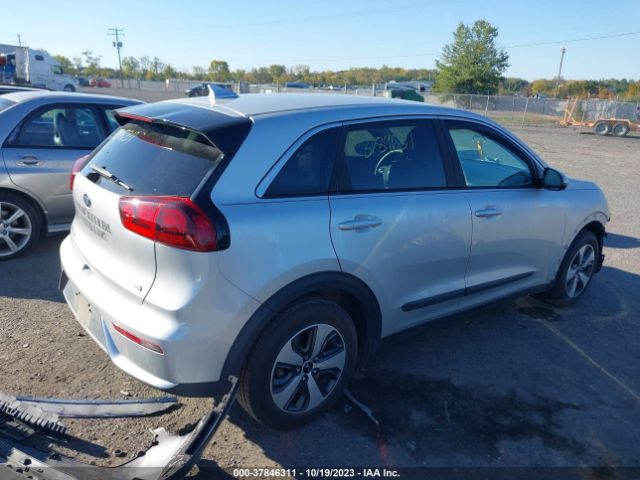 KNDCB3LC7H5036703 KIA NIRO FE
