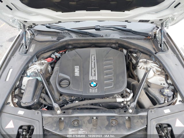BMW 5 Series 535d 2014 WBAXA5C50ED690460 Image 10
