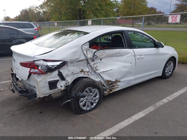 Hyundai ELANTRA SE 2020 5NPD74LF4LH503350 Image 4