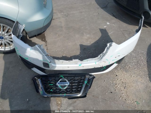 3N1CP5CU6KL564717 Nissan KICKS SR