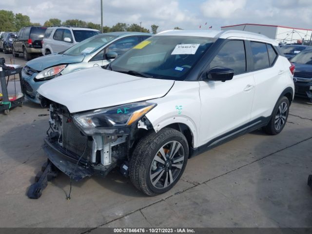 3N1CP5CU6KL564717 Nissan KICKS SR