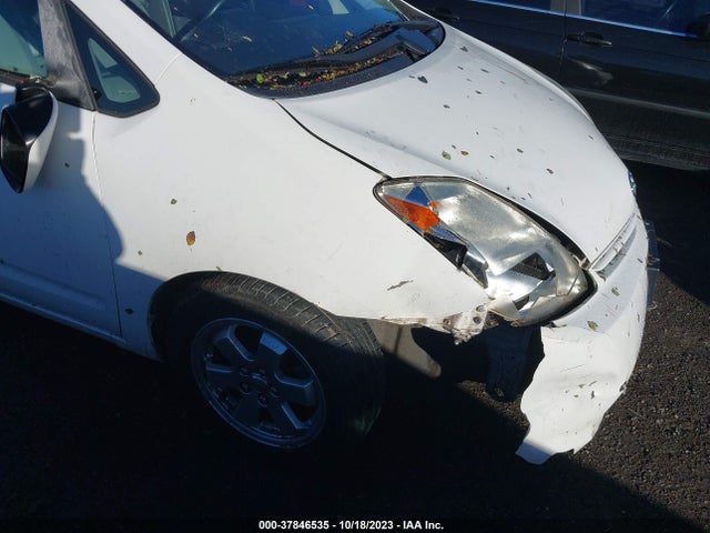 2005 TOYOTA PRIUS VIN: JTDKB22U153071986