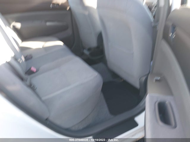 2005 TOYOTA PRIUS VIN: JTDKB22U153071986