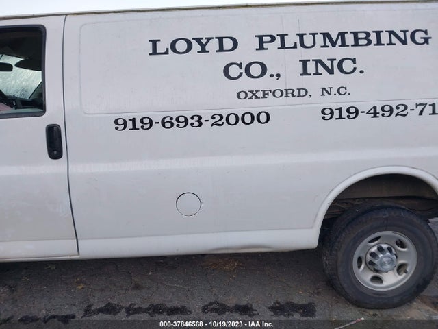 Chevrolet Express 2500 Work Van 2017 1GCWGAFF4H1127461 Image 14