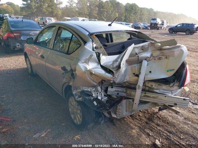3N1CN7AP7FL955783 Nissan Versa S Plus