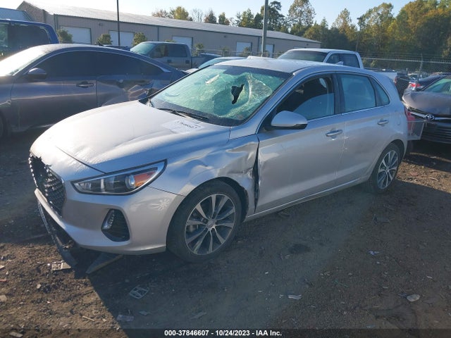 Hyundai ELANTRA GT 2018 KMHH35LE4JU030509 Image 2