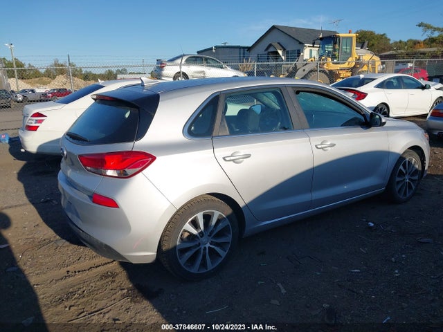Hyundai ELANTRA GT 2018 KMHH35LE4JU030509 Image 4