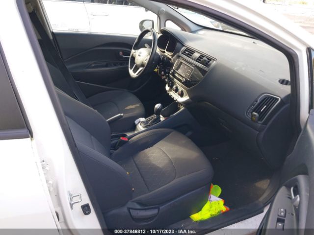 KNADN5A39H6036560 KIA Rio 5-door Ex