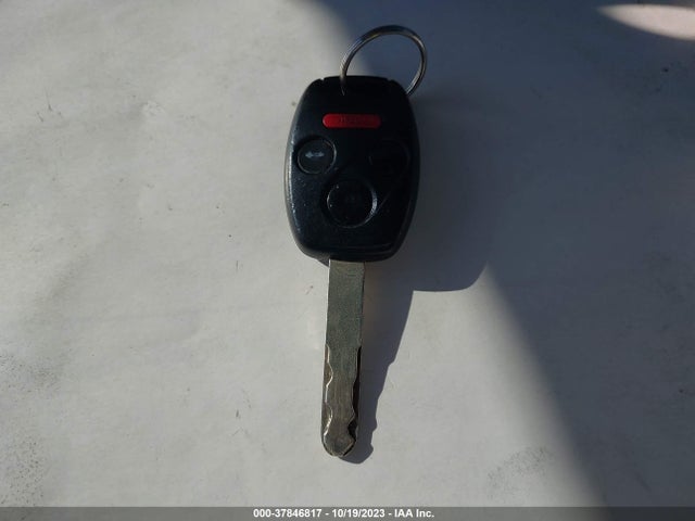 2007 HONDA ACCORD 2.4 EX VIN: 1HGCM56767A072183