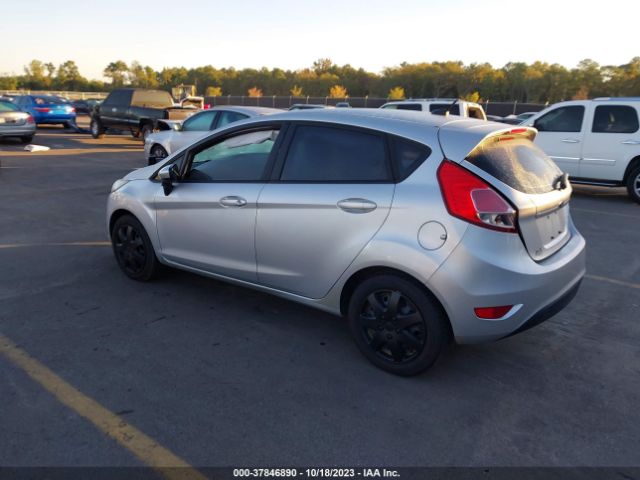 3FADP4TJ0FM138657 Ford FIESTA S