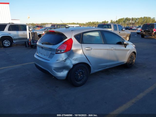 3FADP4TJ0FM138657 Ford FIESTA S