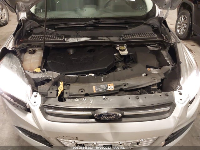 37846953 :رقم المزاد ، 1FMCU9G92GUB63161 vin ، 2016 Ford Escape Se مزاد بيع
