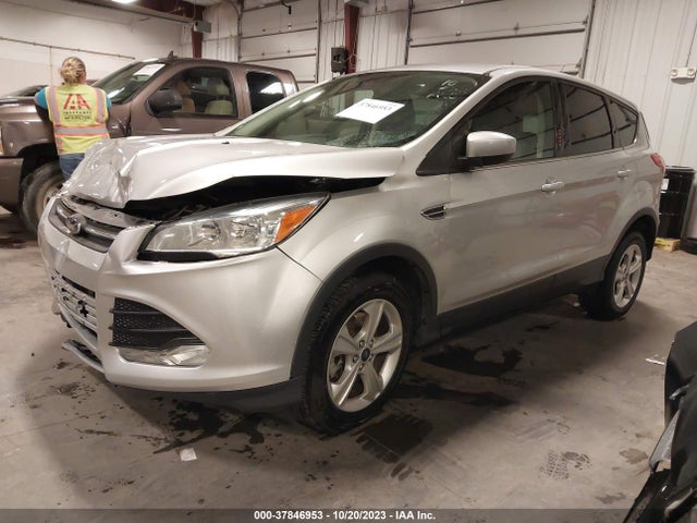 37846953 :رقم المزاد ، 1FMCU9G92GUB63161 vin ، 2016 Ford Escape Se مزاد بيع
