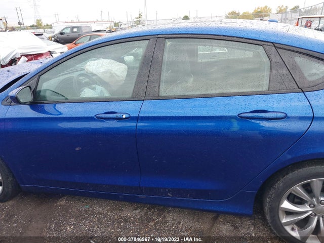 Chrysler 200 S 2015 1C3CCCDG1FN644183 Image 14