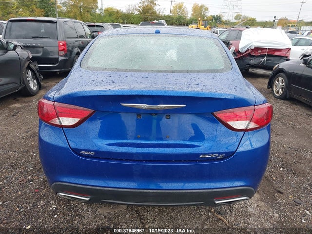 Chrysler 200 S 2015 1C3CCCDG1FN644183 Image 16