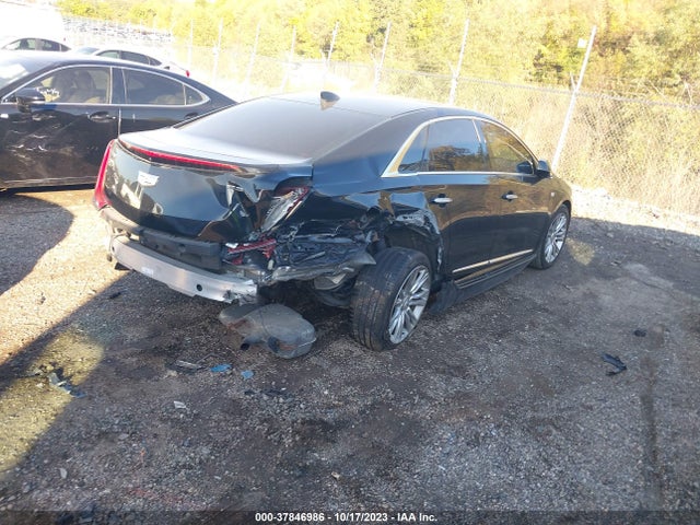 Cadillac XTS LUXURY 2018 2G61M5S3XJ9132285 Image 4