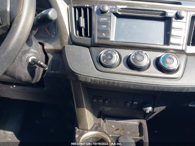 Toyota RAV4 LE 2015 2T3BFREV2FW370130 Image 11