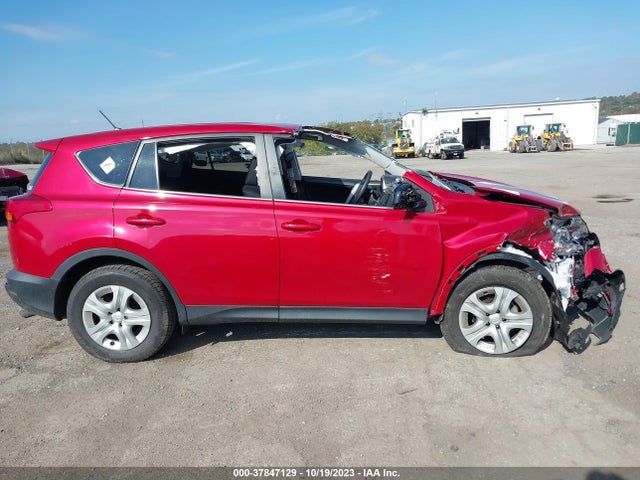 Toyota RAV4 LE 2015 2T3BFREV2FW370130 Image 14