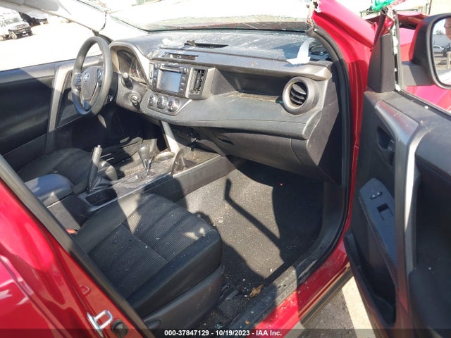 Toyota RAV4 LE 2015 2T3BFREV2FW370130 Image 5