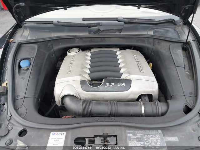 2005 PORSCHE CAYENNE WP1AA29P45LA25226 Photo 9