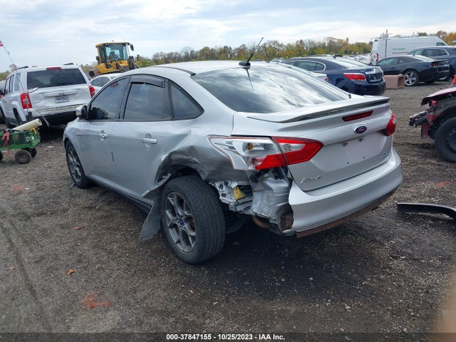 2013 FORD FOCUS SE VIN: 1FADP3F23DL332452
