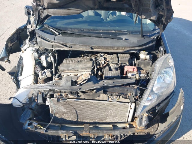 2013 HONDA FIT VIN: JHMGE8G3XDC066959