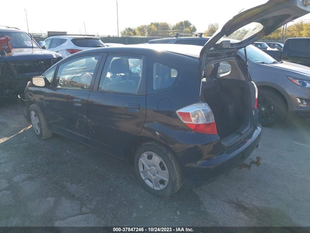 2013 HONDA FIT VIN: JHMGE8G3XDC066959