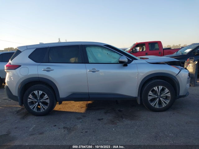 2022 NISSAN ROGUE SV FWD VIN: 5N1BT3BA1NC678295