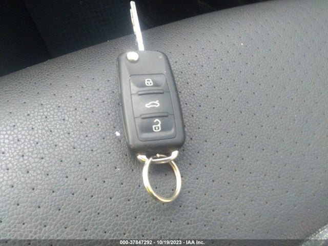 3VWDB7AJ1HM386395 Volkswagen Jetta 1.4t Se