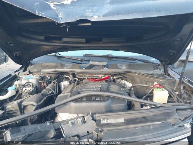 WVGEF9BP0FD003027 Volkswagen Touareg Lux