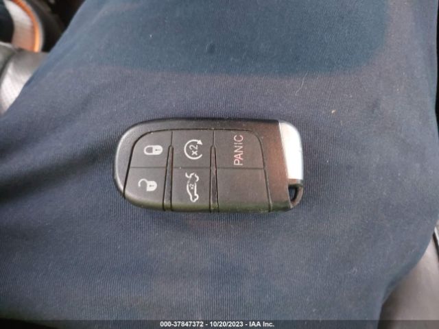 2C3CDZAG9GH315505 Dodge Challenger Sxt Plus