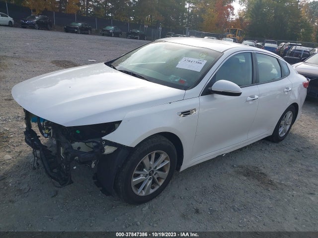 KIA Optima Lx 2016 KNAGT4L32G5101246 Image 2