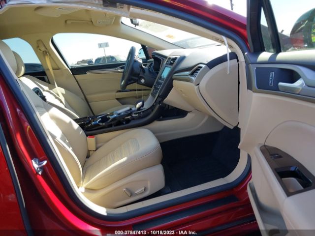 3FA6P0H78GR385718 Ford FUSION SE