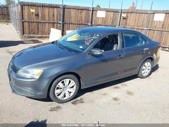 3VWD17AJ4EM249465 Volkswagen Jetta Sedan Se