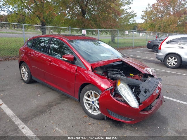 2015 FORD FOCUS SE VIN: 1FADP3K22FL260264