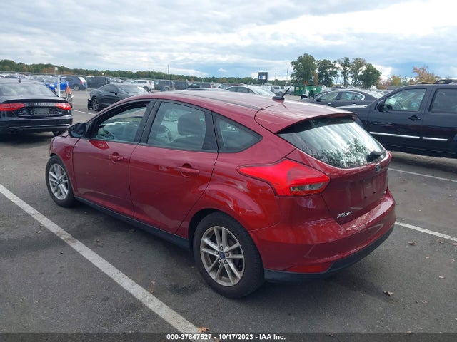 2015 FORD FOCUS SE VIN: 1FADP3K22FL260264