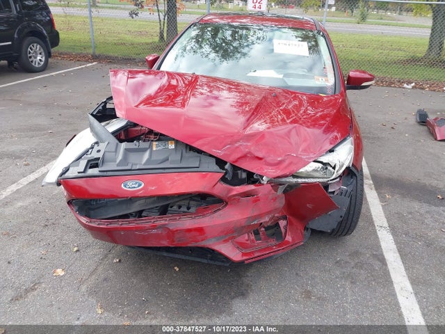 2015 FORD FOCUS SE VIN: 1FADP3K22FL260264