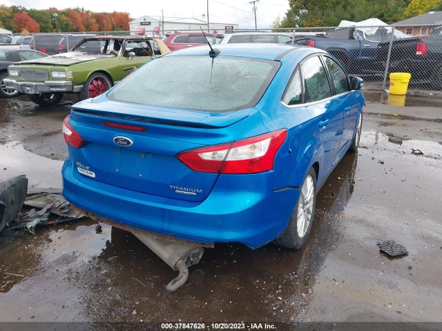 2014 FORD FOCUS TITANIUM VIN: 1FADP3J26EL269386