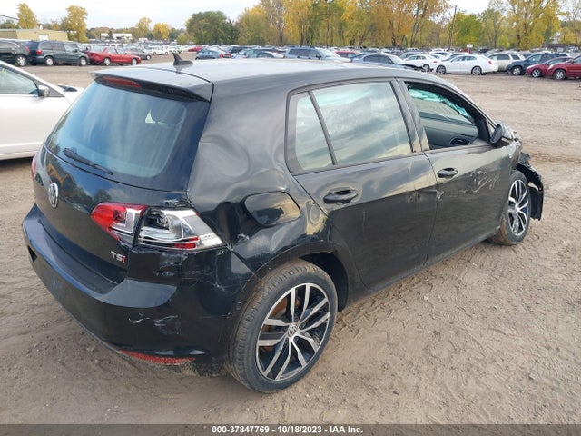 3VW217AU1GM015143 Volkswagen Golf Tsi Se