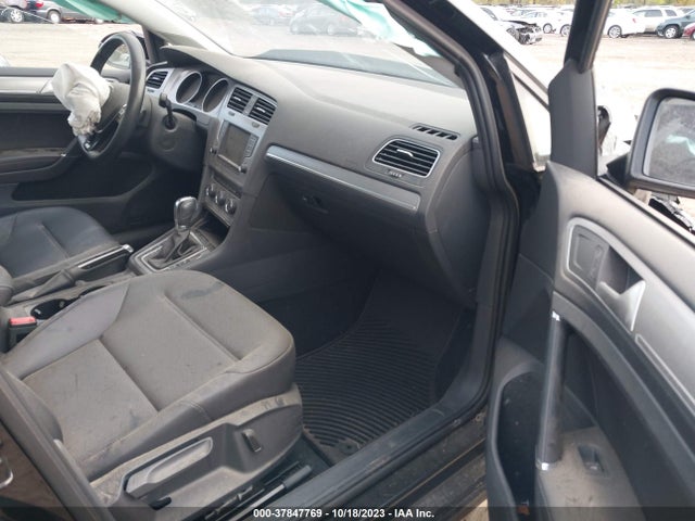 3VW217AU1GM015143 Volkswagen Golf Tsi Se
