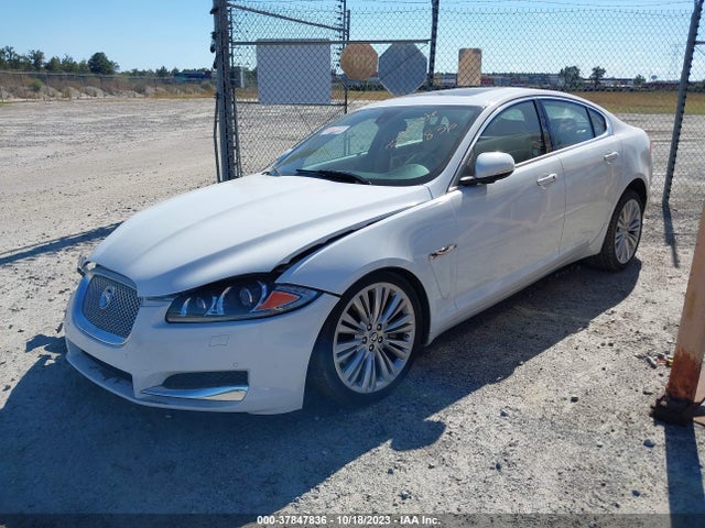 2012 JAGUAR XF SAJWA0HB2CLS33346 Photo 1