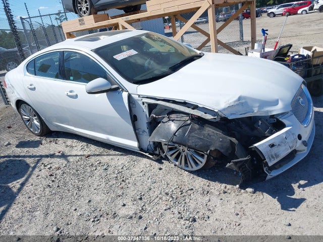 2012 JAGUAR XF SAJWA0HB2CLS33346 Photo 5